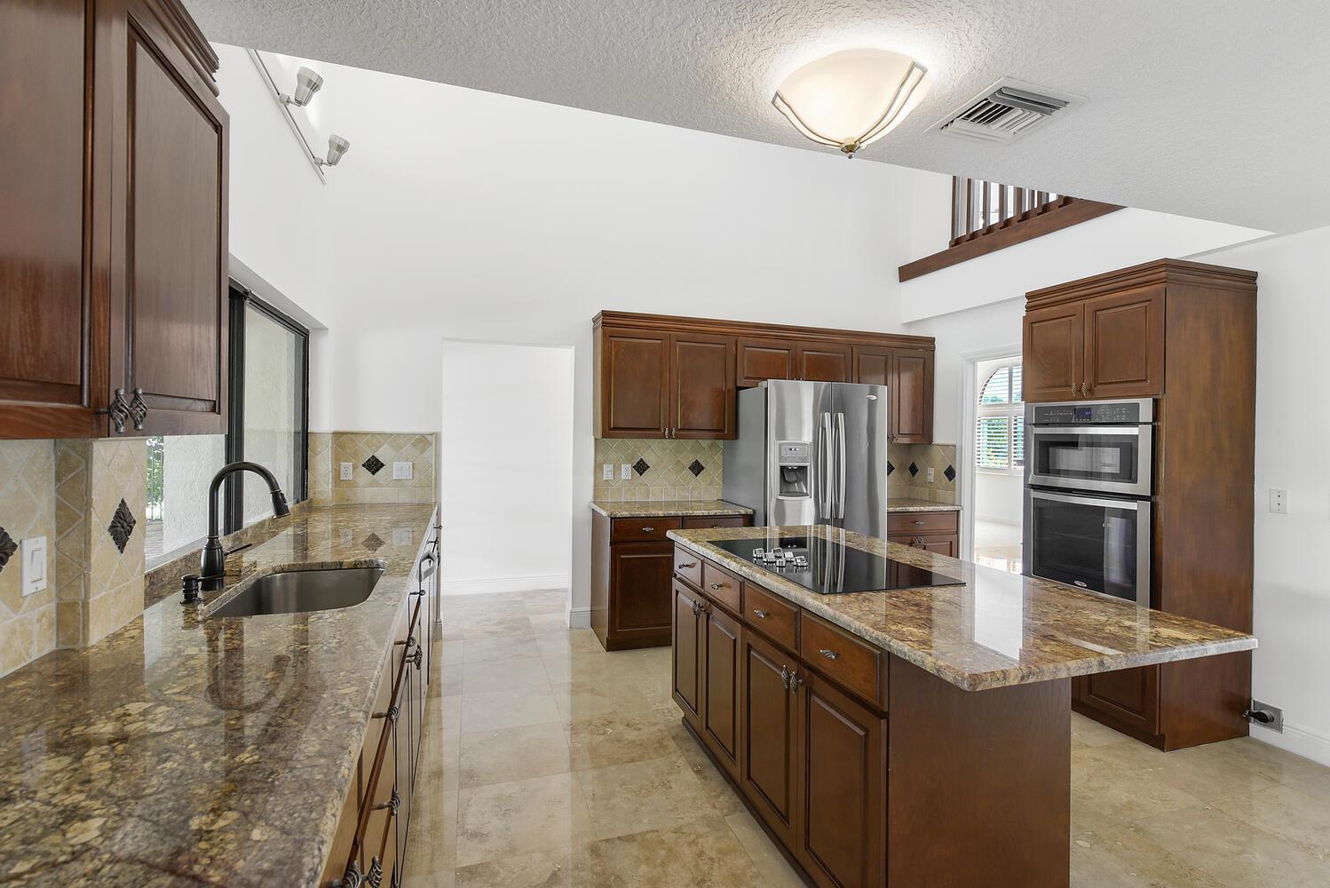 GREENVIEW COVE OF WELLING - Residential