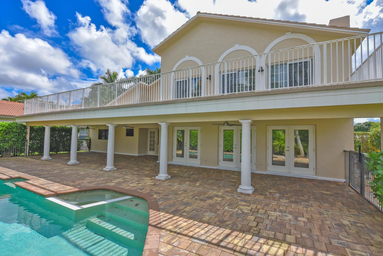 GREENVIEW COVE OF WELLING - Residential