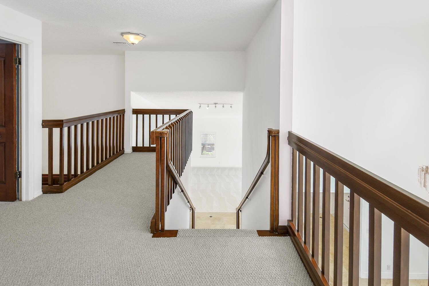 GREENVIEW COVE OF WELLING - Residential