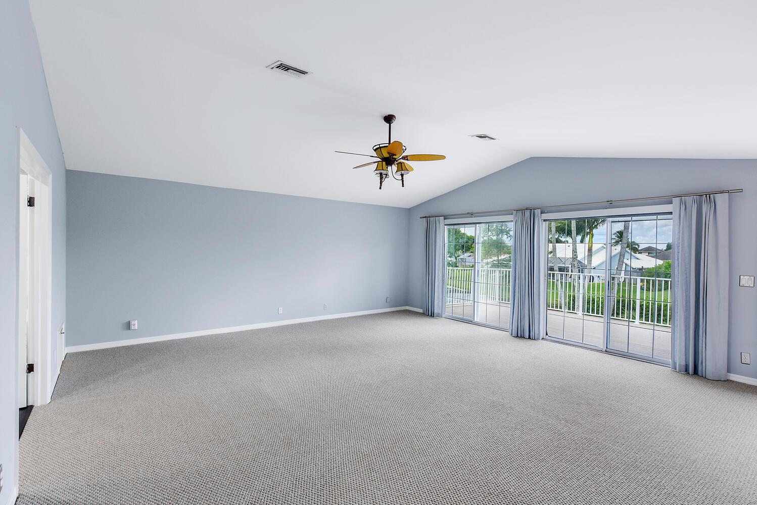 GREENVIEW COVE OF WELLING - Residential