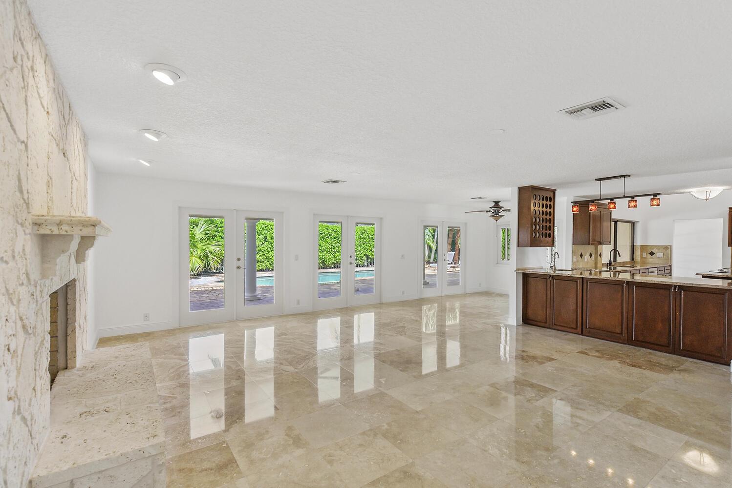 GREENVIEW COVE OF WELLING - Residential