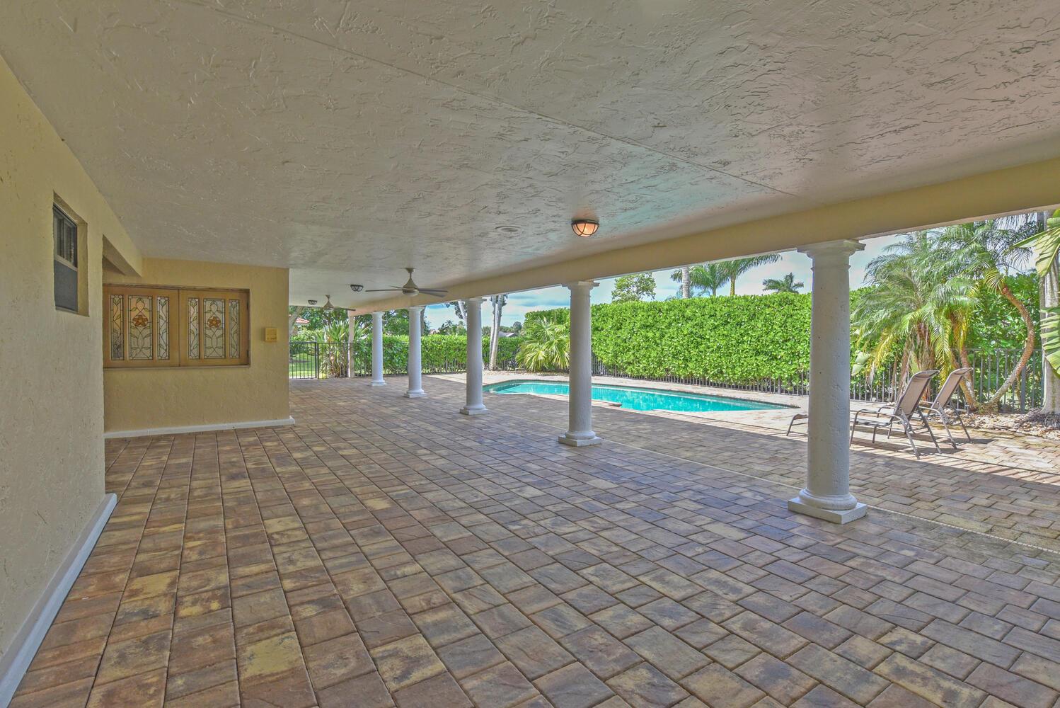 GREENVIEW COVE OF WELLING - Residential
