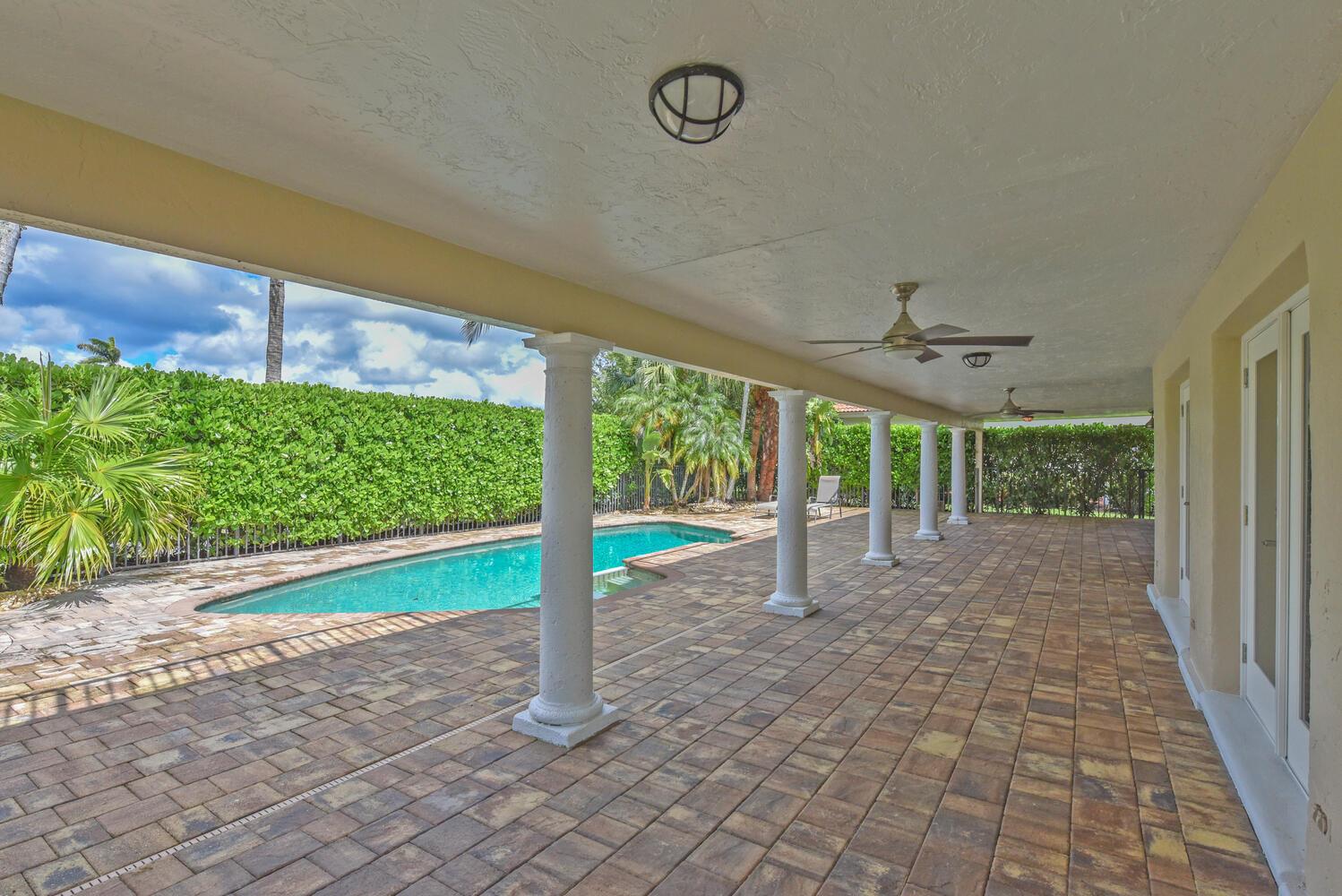 GREENVIEW COVE OF WELLING - Residential