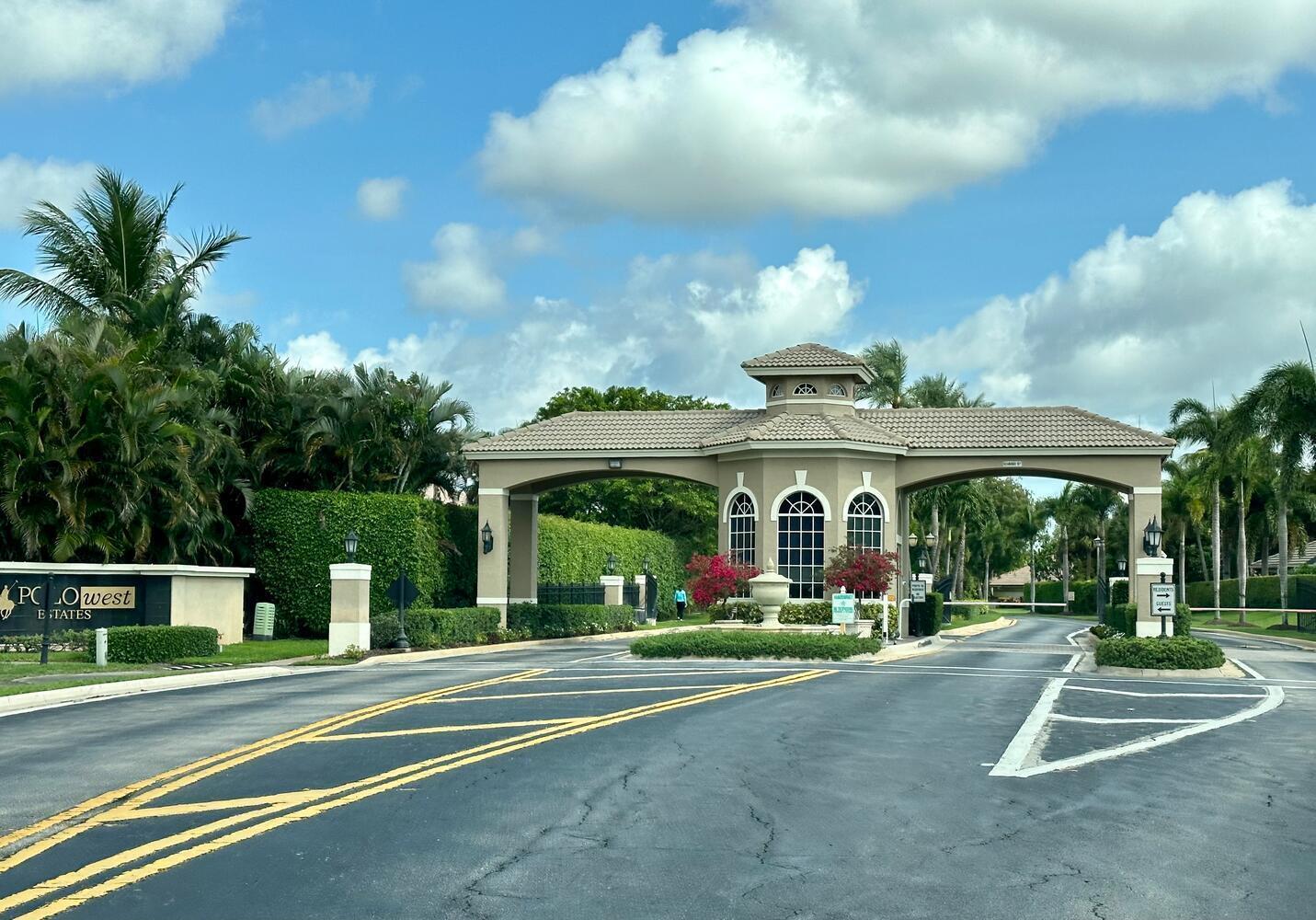 GREENVIEW COVE OF WELLING - Residential