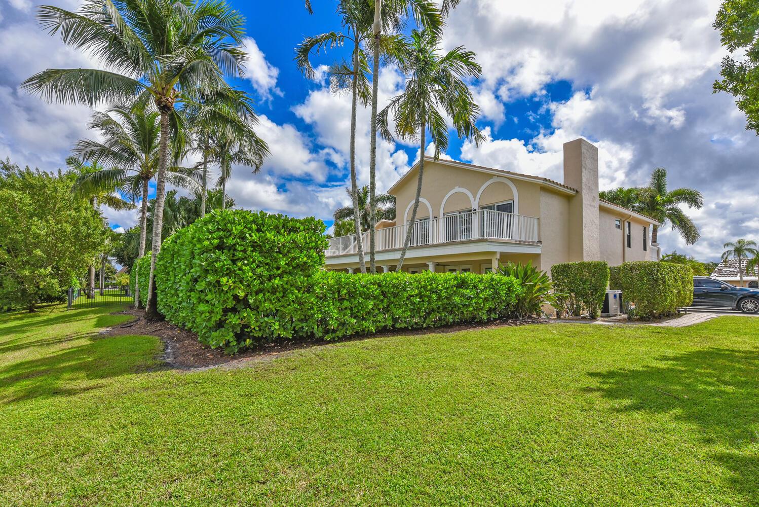 GREENVIEW COVE OF WELLING - Residential