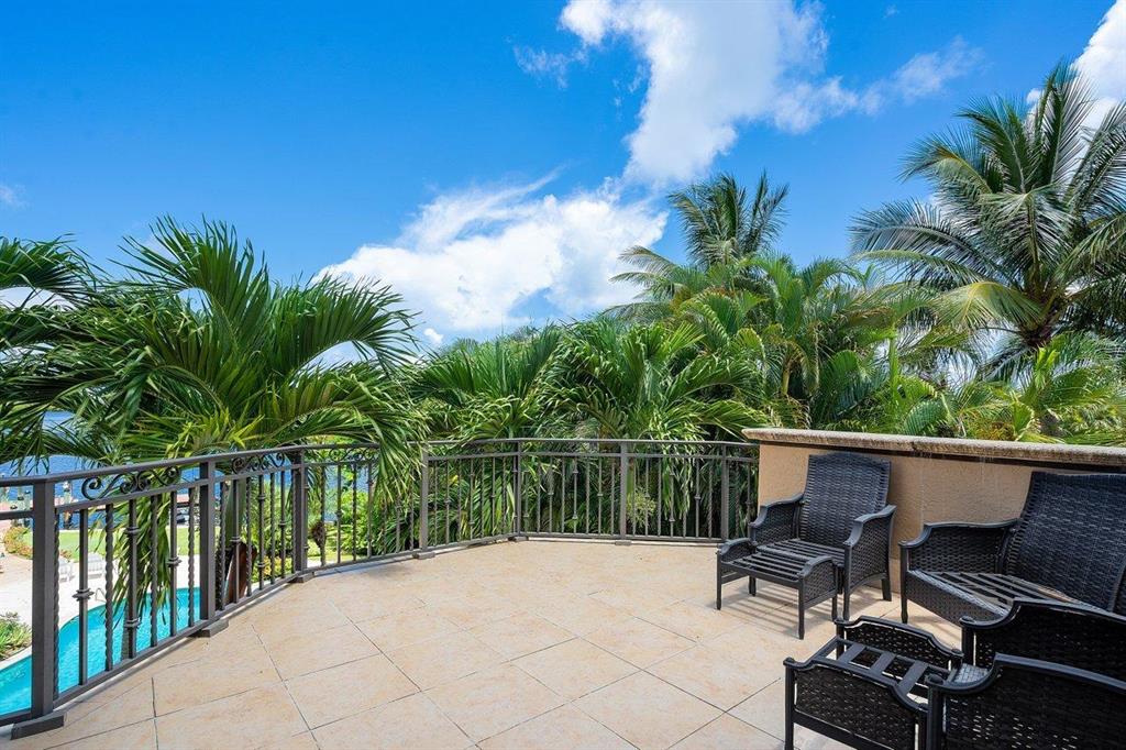 SANCTUARY BAY - Residential