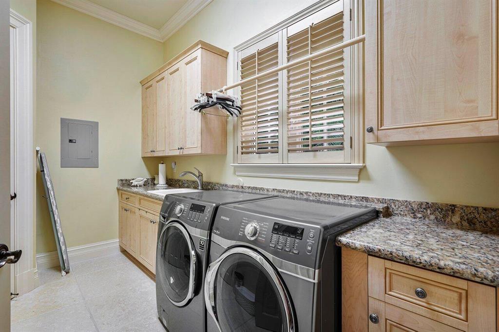 SANCTUARY BAY - Residential