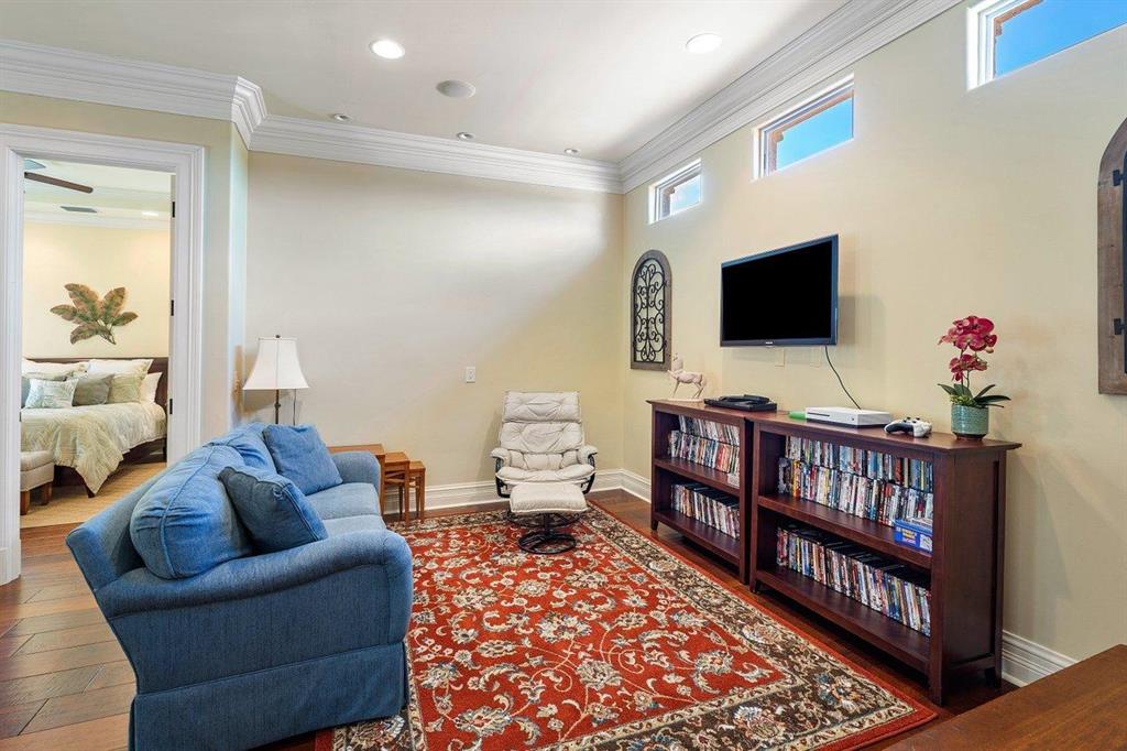 SANCTUARY BAY - Residential