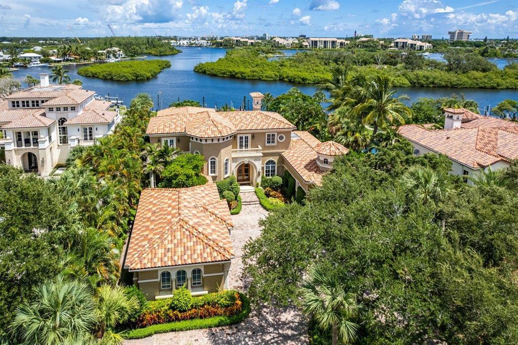 SANCTUARY BAY - Residential