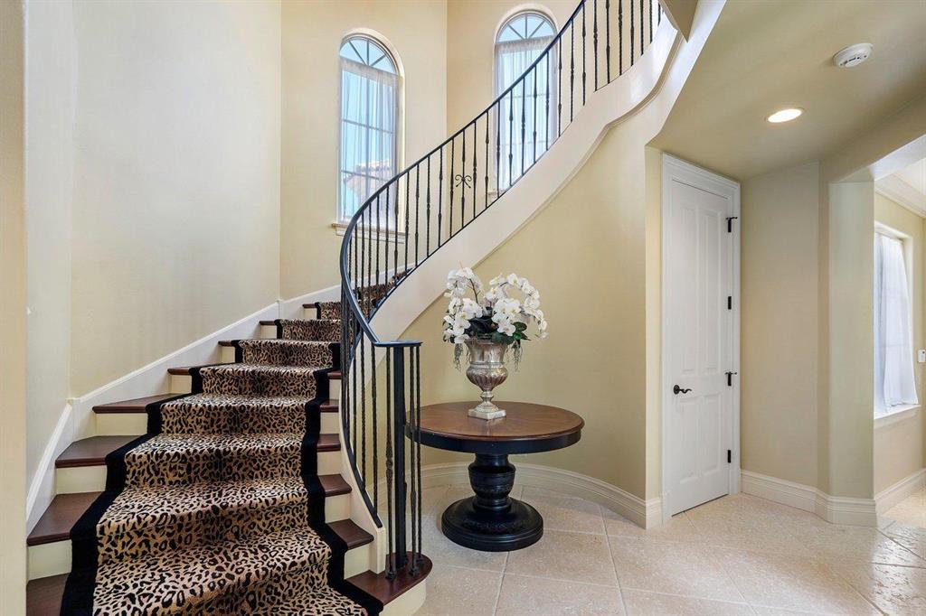 SANCTUARY BAY - Residential