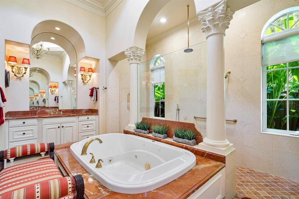 SANCTUARY BAY - Residential