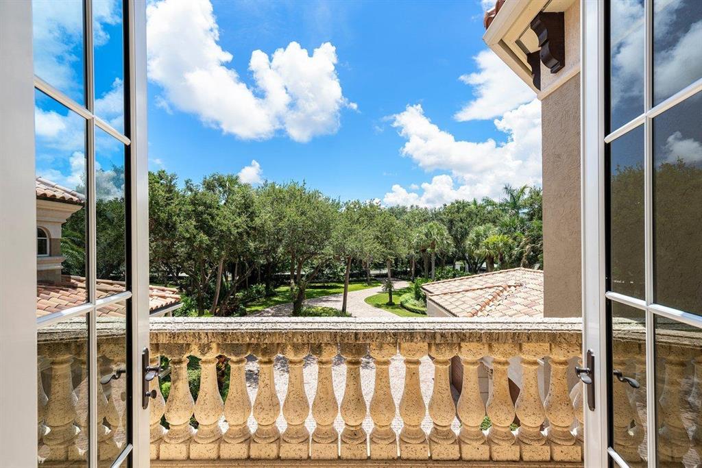 SANCTUARY BAY - Residential