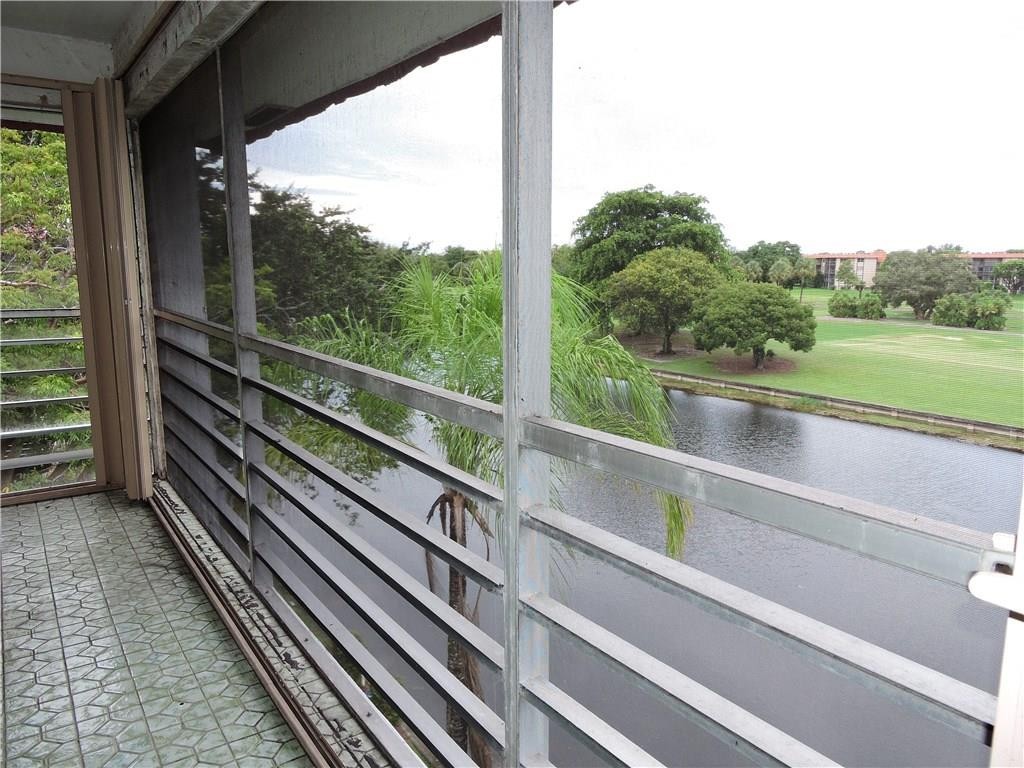 Las Vistas - Residential
