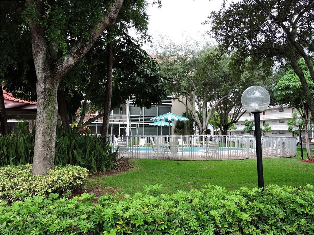 Las Vistas - Residential