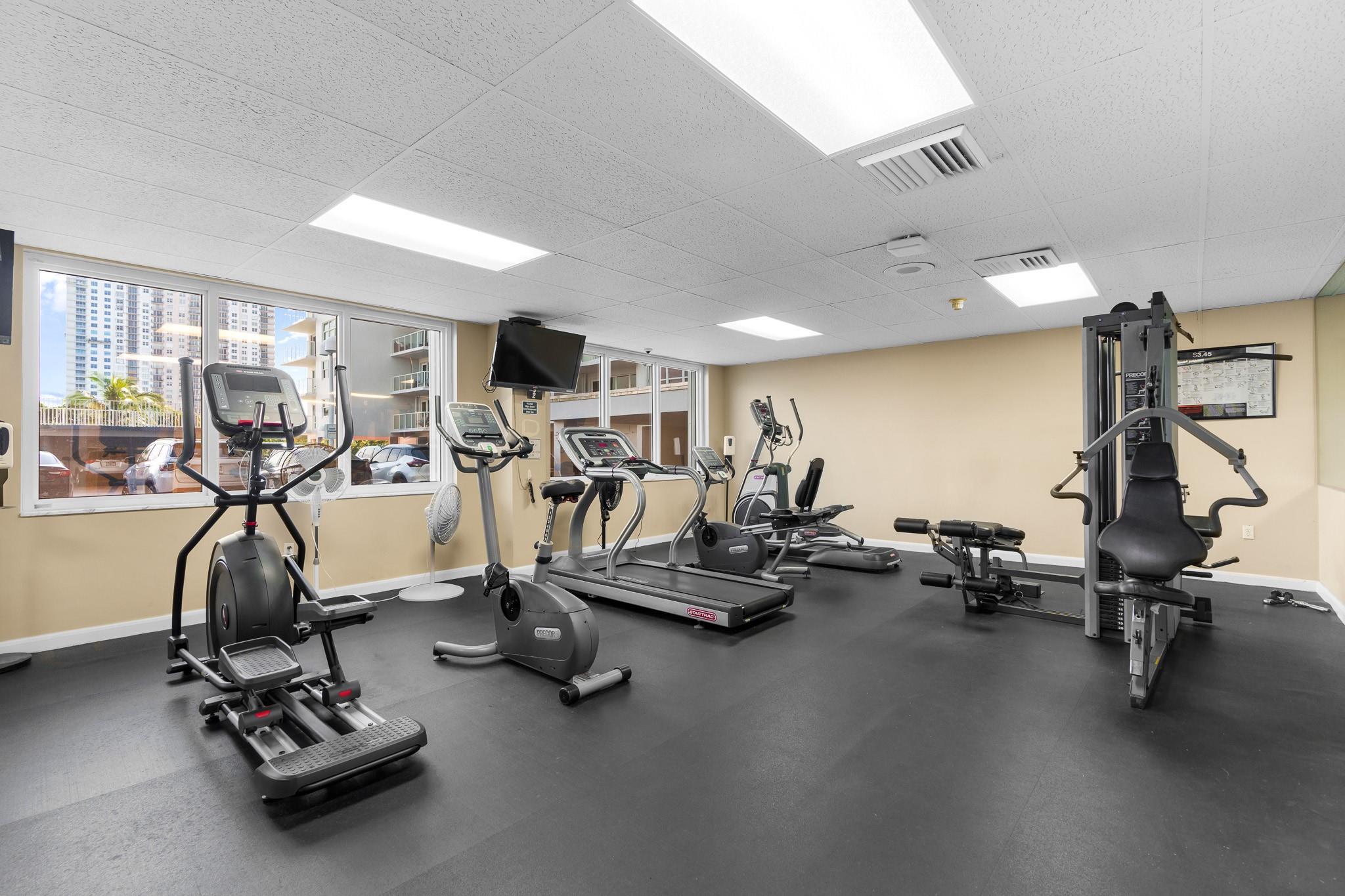 Sea Monarch - Residential