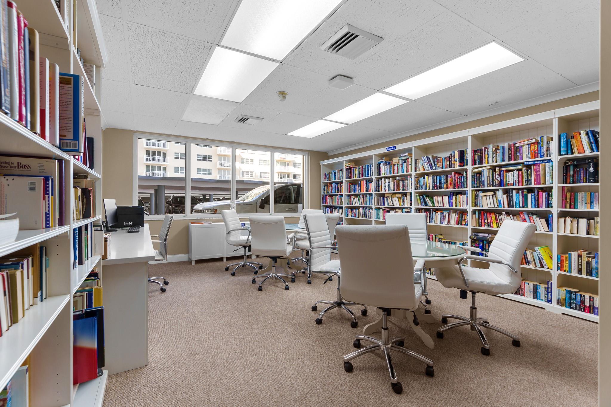 Sea Monarch - Residential