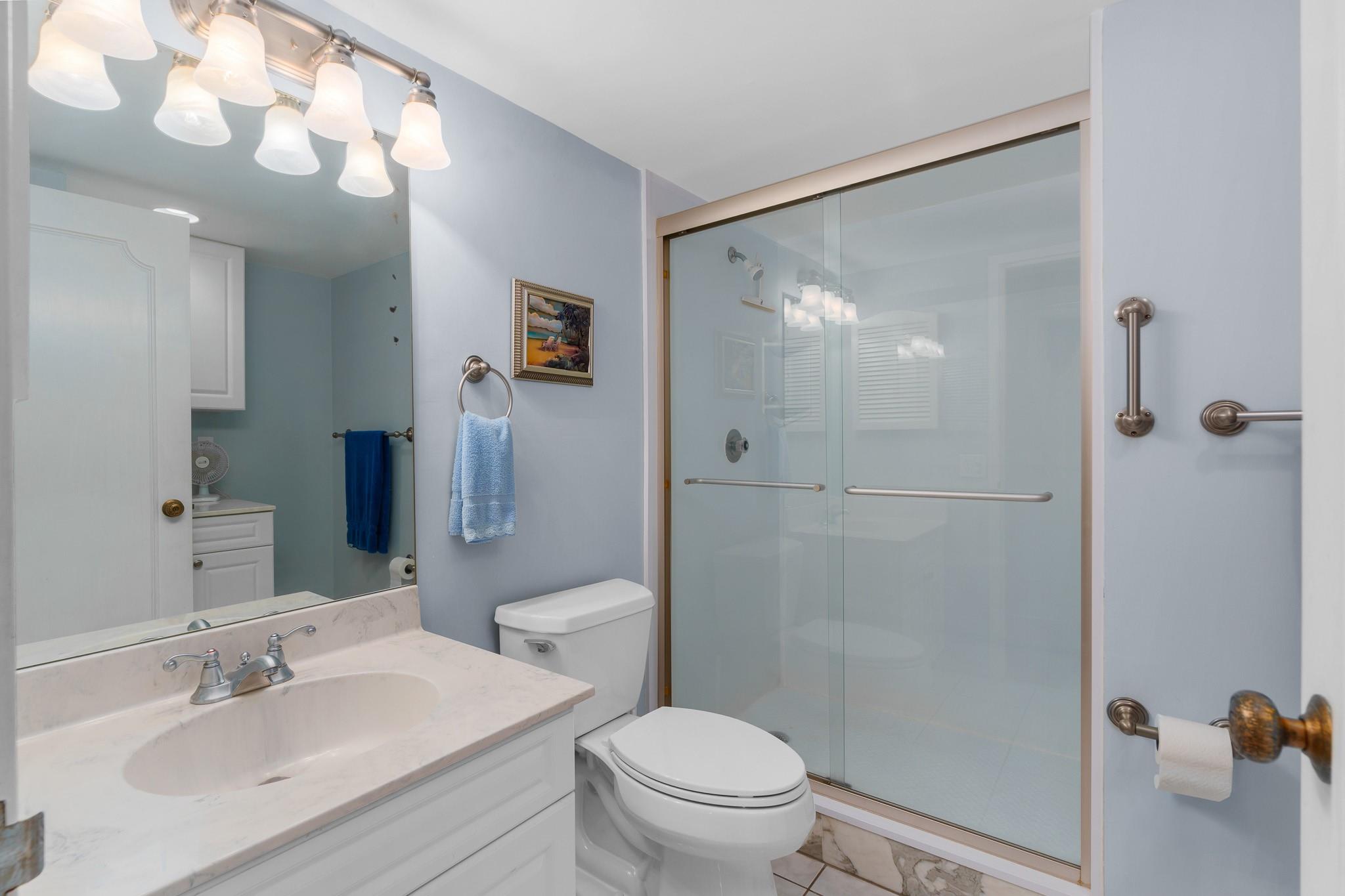 Sea Monarch - Residential