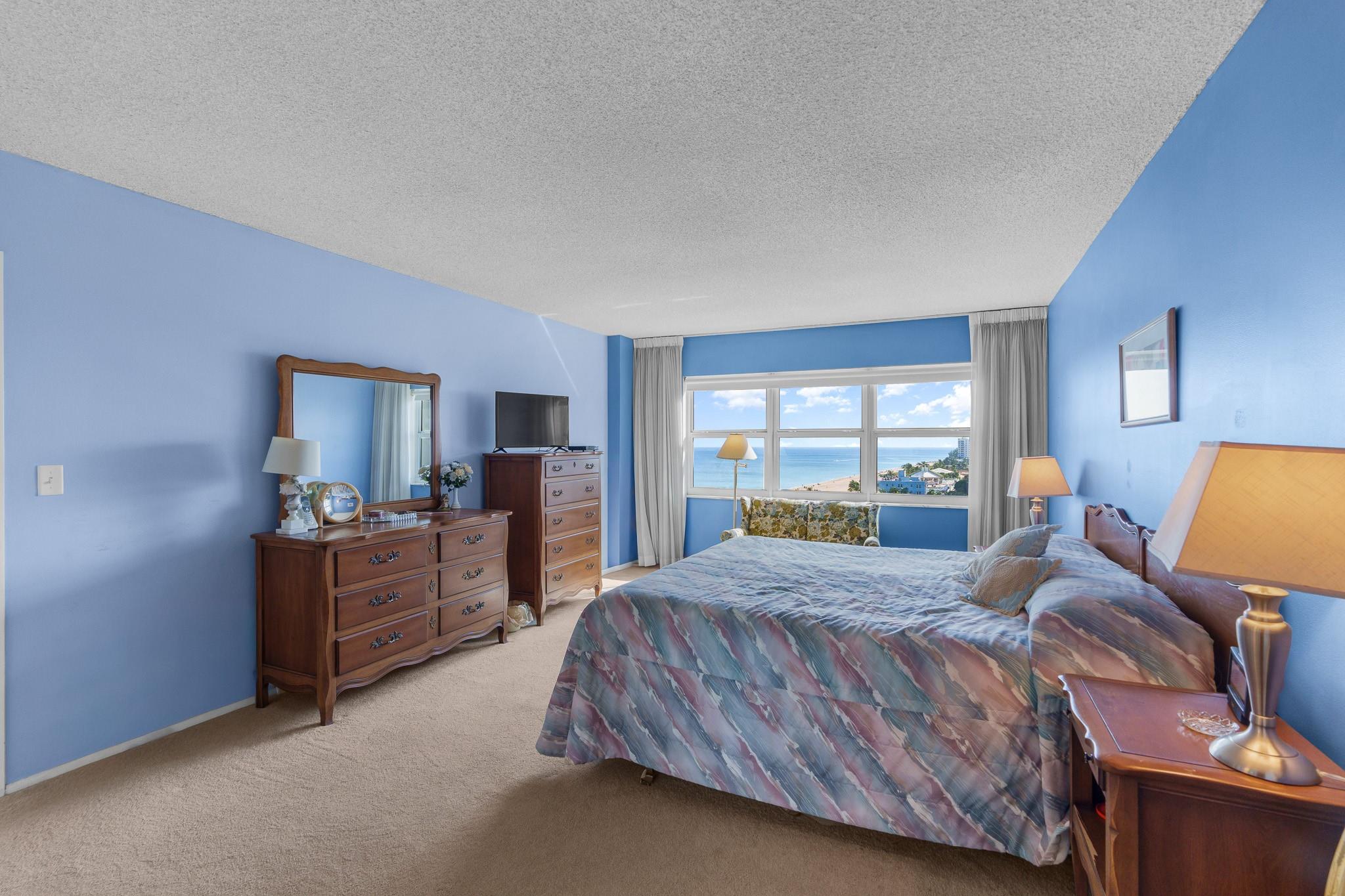 Sea Monarch - Residential