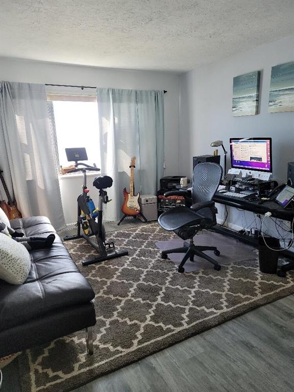 SEA WINDS CONDOMINIUM - Residential