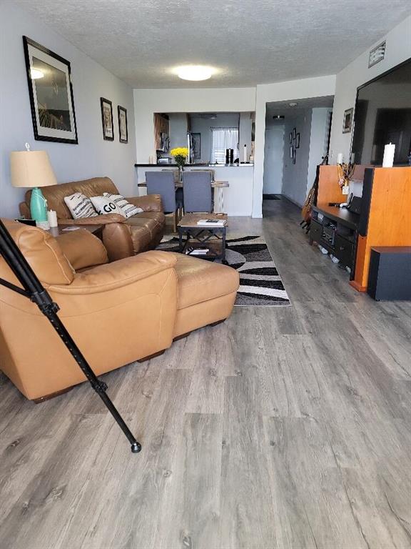 SEA WINDS CONDOMINIUM - Residential