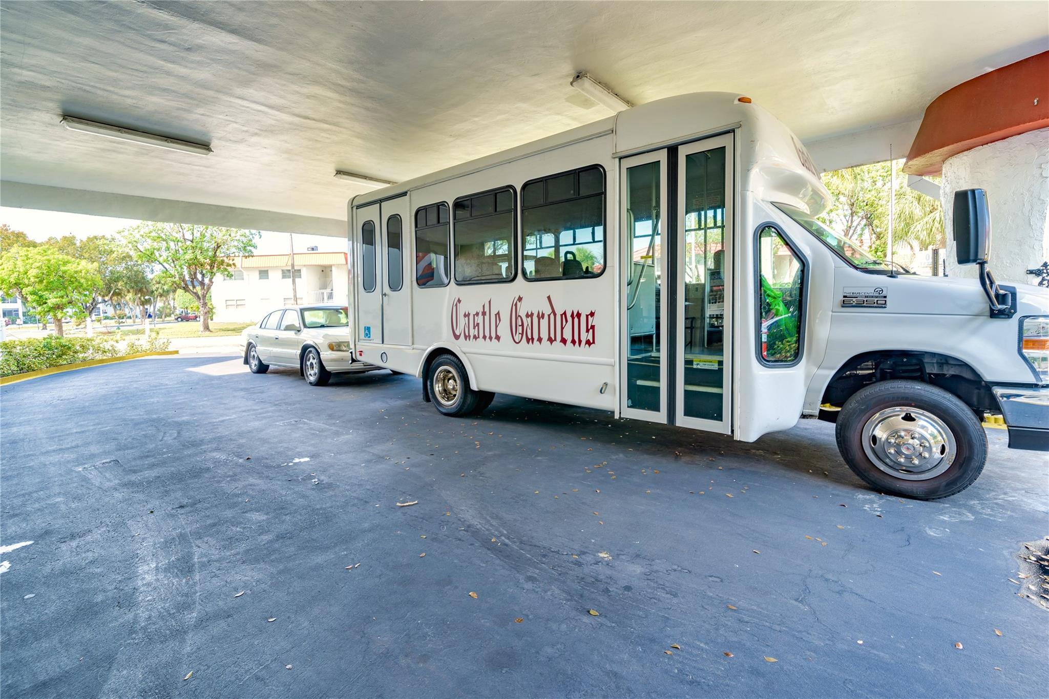 CASTLE APARTMENTS #10 - Residential