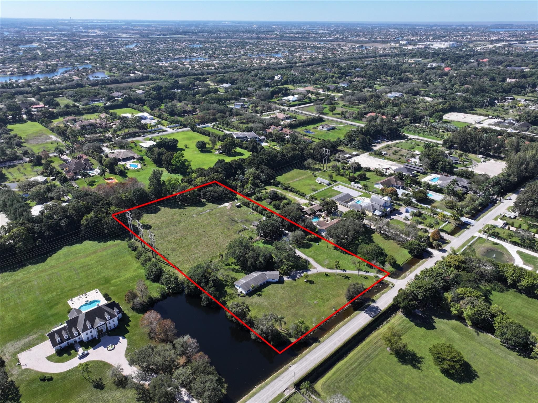 SUNSHINE RANCHES - Land