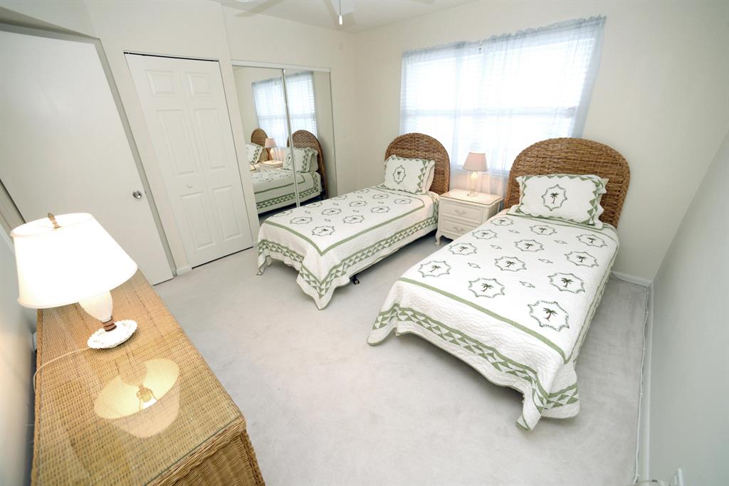 SEMINOLE CONDO - Residential Lease