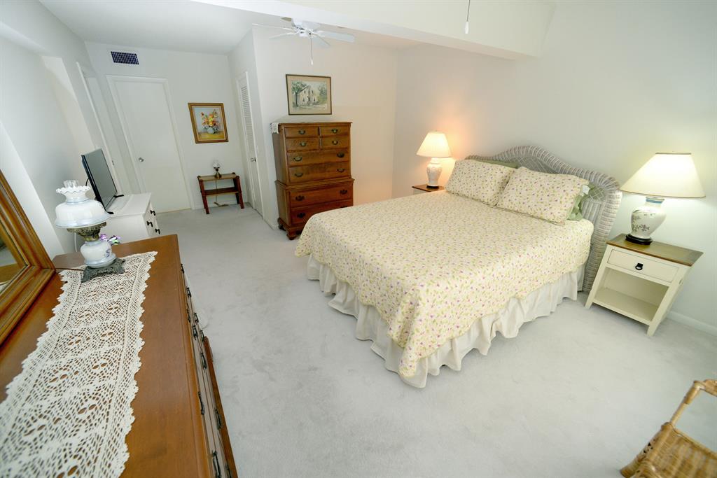 SEMINOLE CONDO - Residential Lease