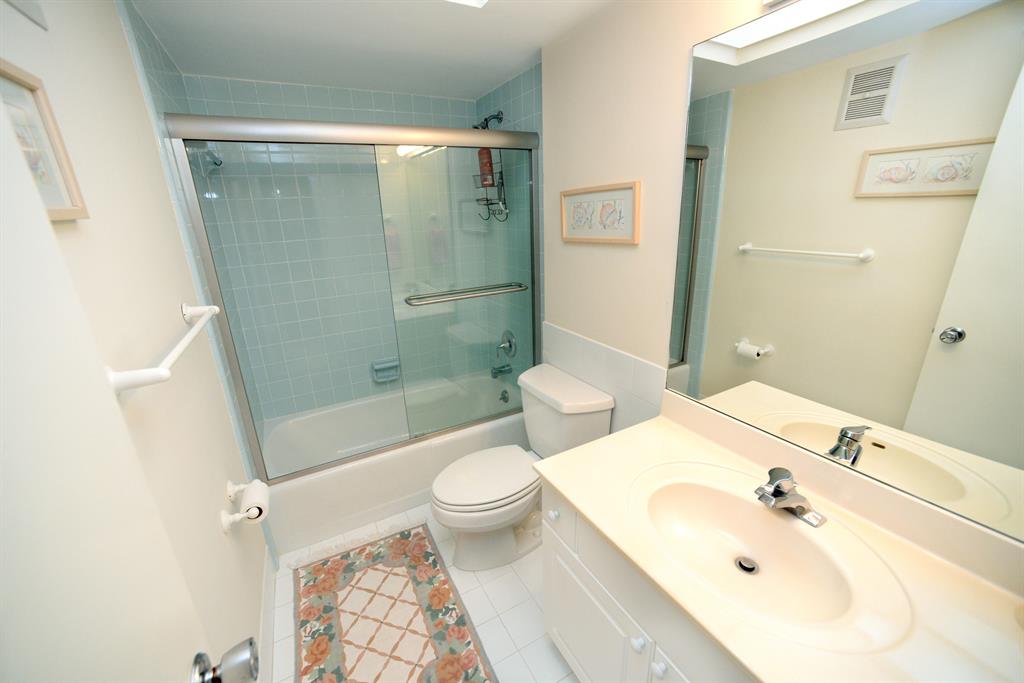 SEMINOLE CONDO - Residential Lease