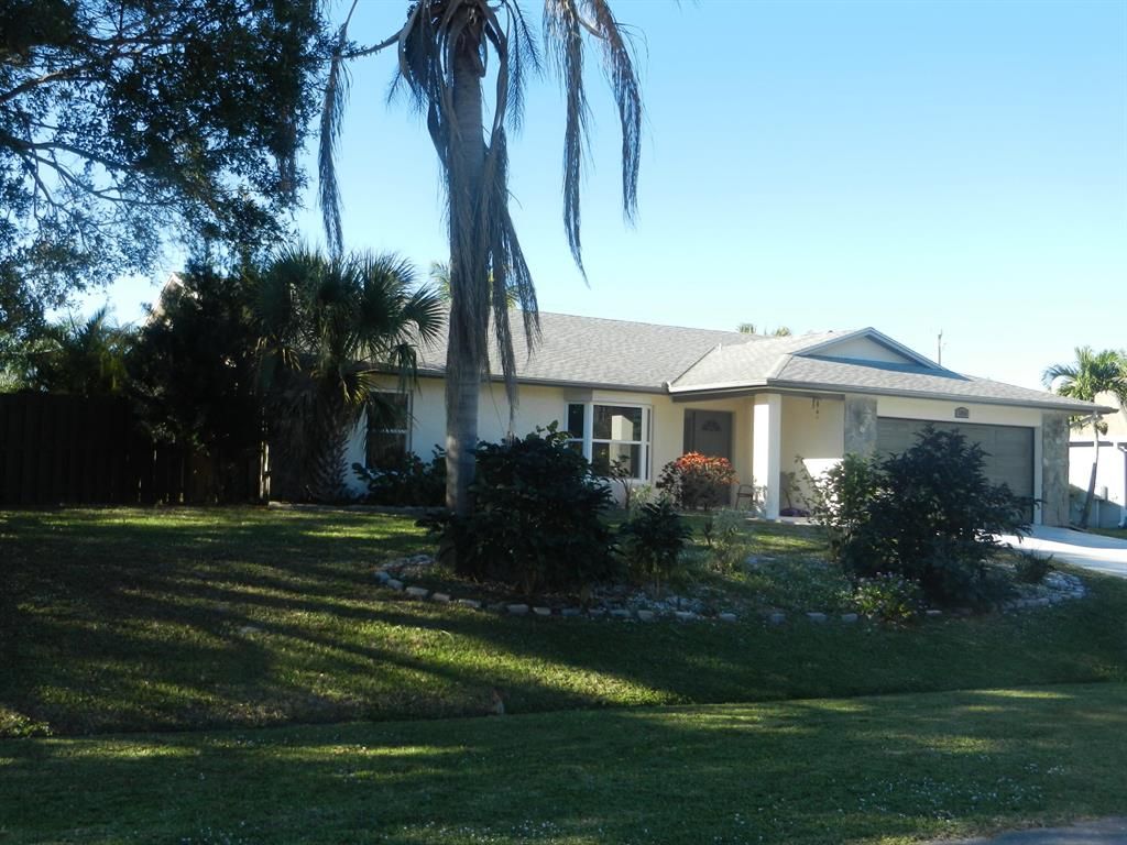 Photo of 2056 SE Crowberry Drive, Port Saint Lucie, FL 34983 (MLS # R10764398)