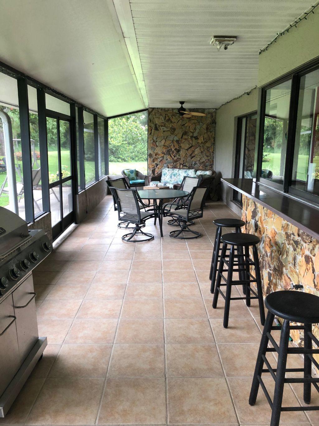 CORAL LAKES - Residential