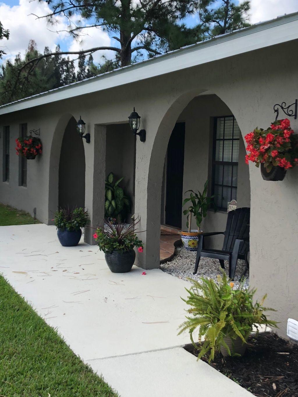 CORAL LAKES - Residential