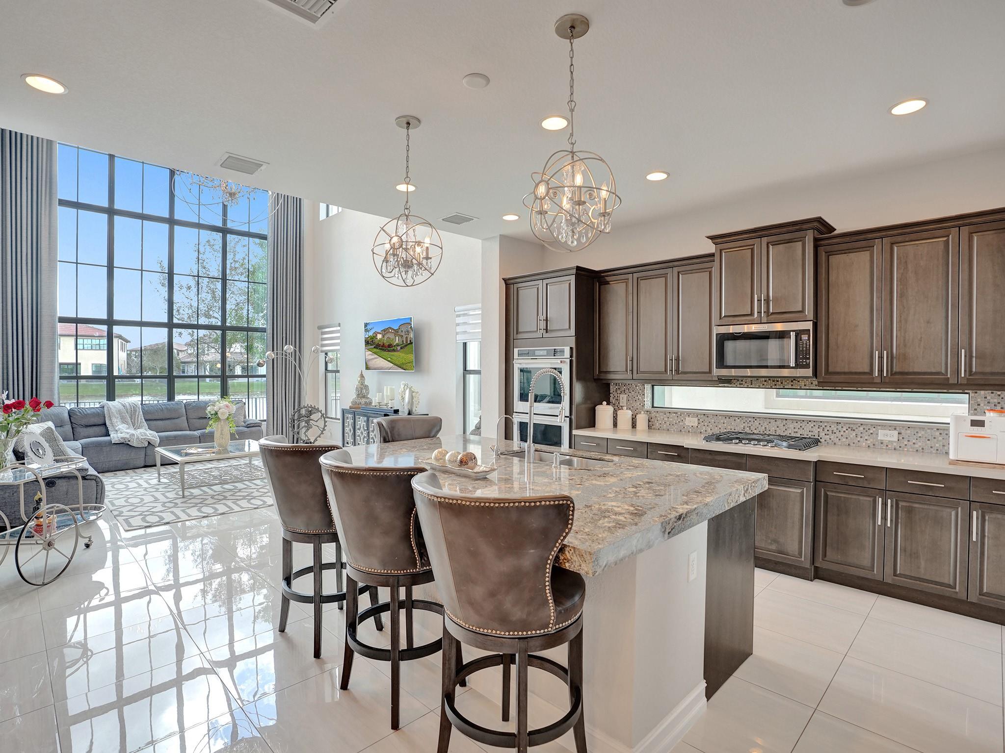 BRUSCHI PROPERTY - Residential