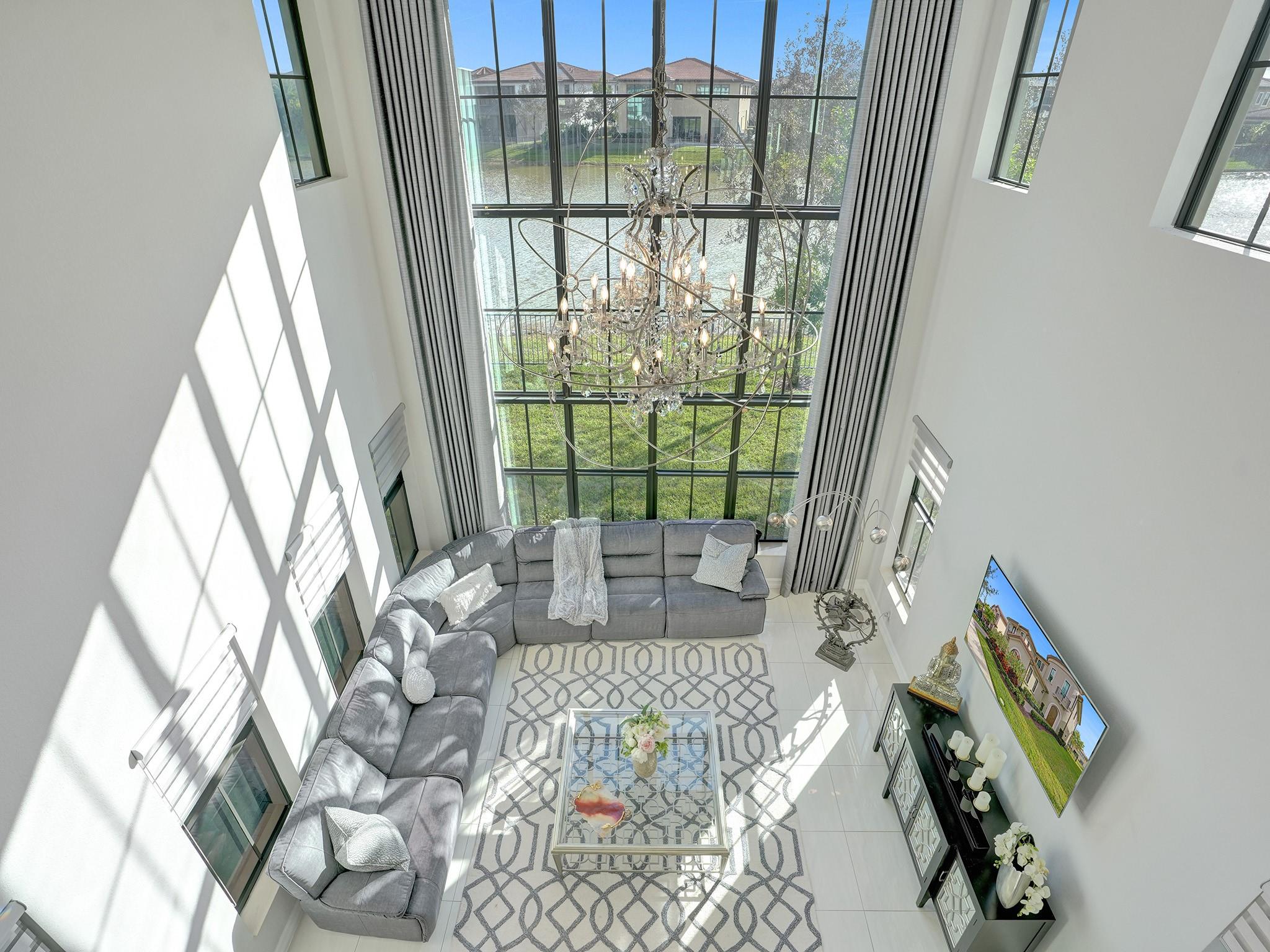 BRUSCHI PROPERTY - Residential