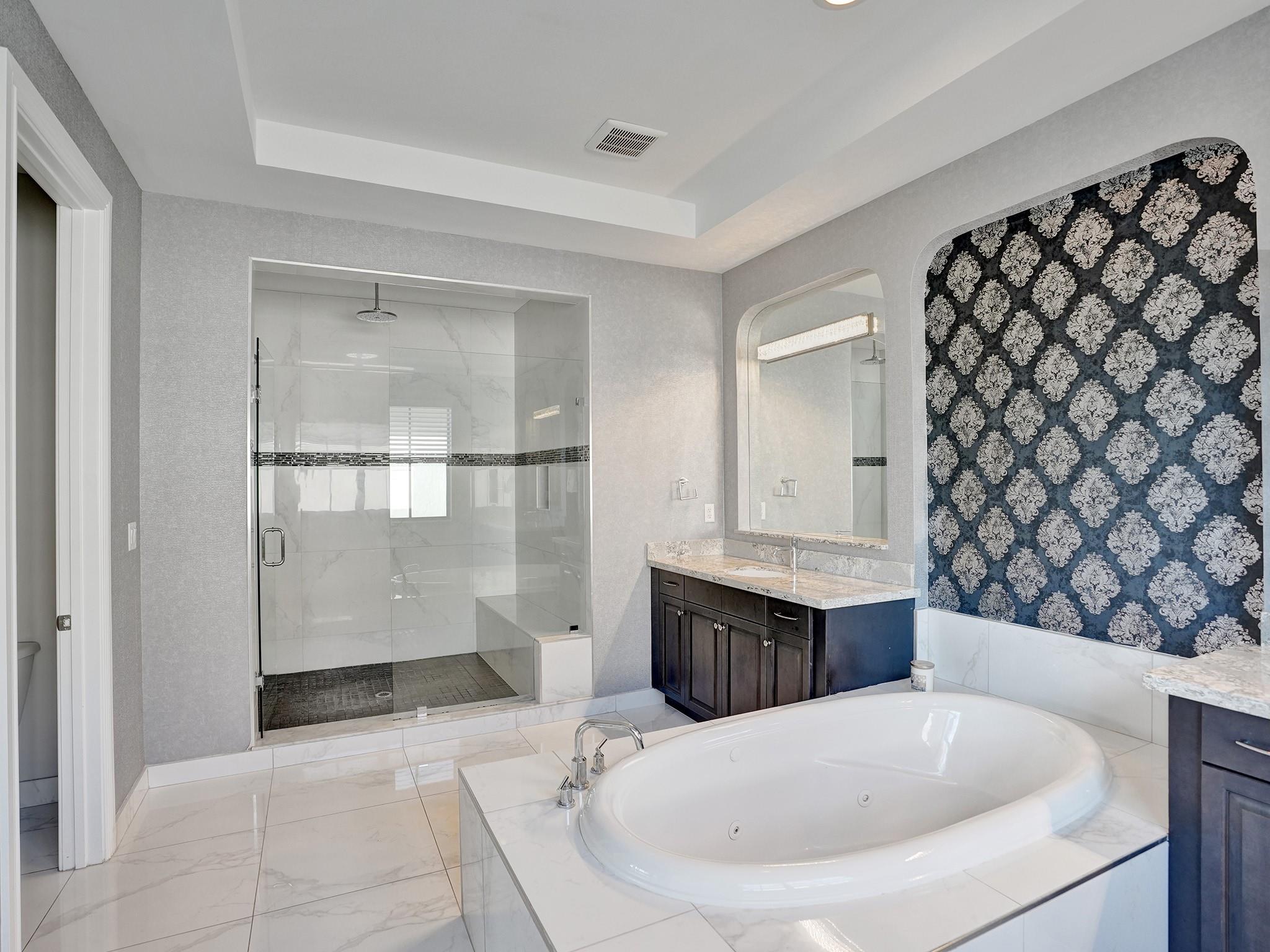BRUSCHI PROPERTY - Residential
