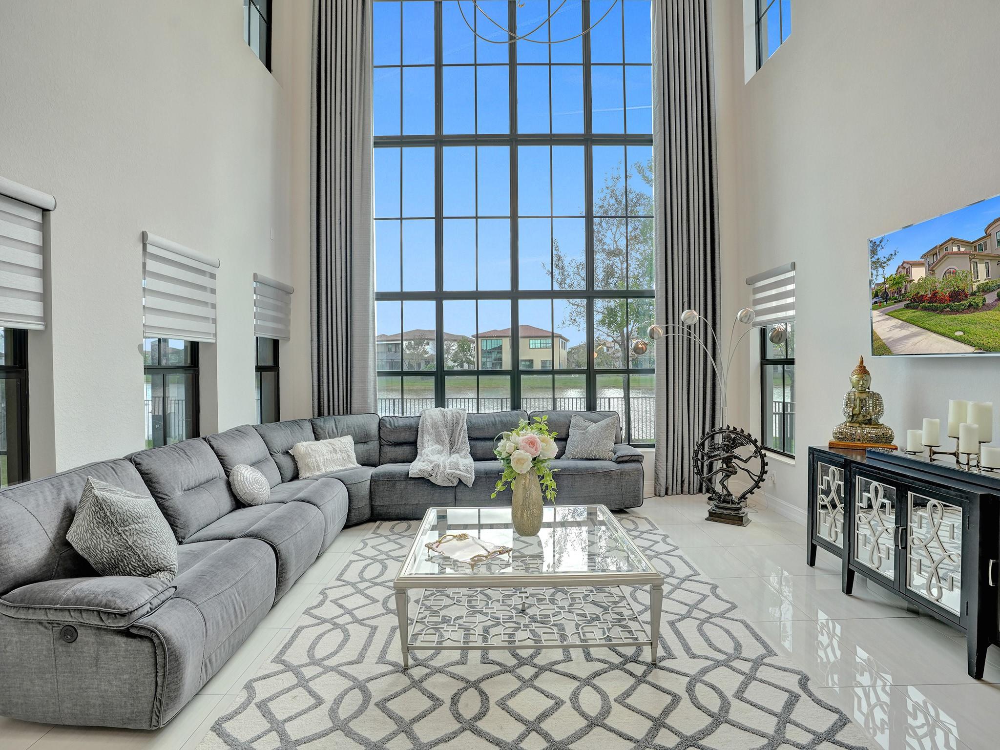 BRUSCHI PROPERTY - Residential