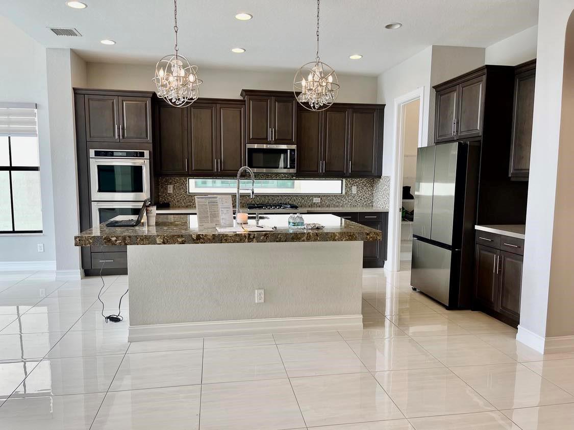 BRUSCHI PROPERTY - Residential