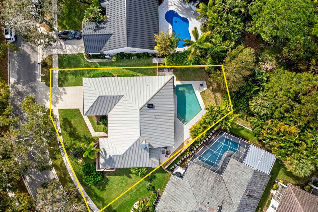 Photo of 18930 Misty Lake Drive, Jupiter, FL 33458 (MLS # R11040864)