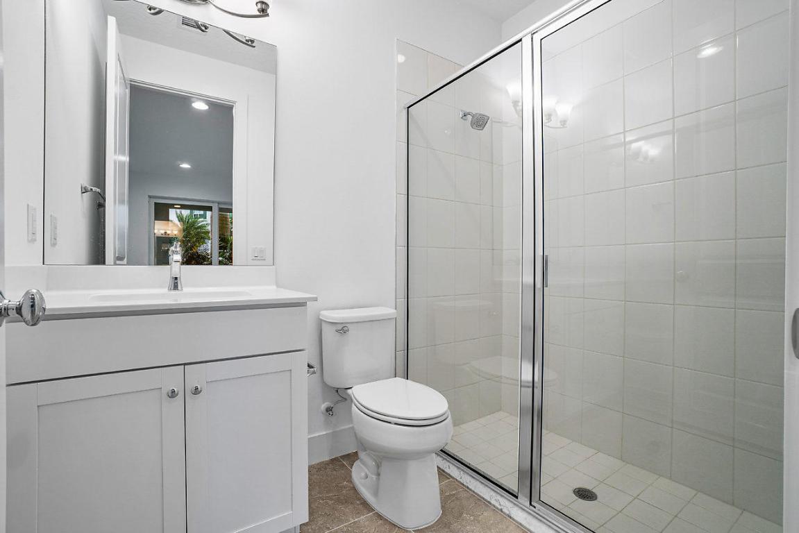 ALTON NEIGHBORHOOD 1 - Residential Lease