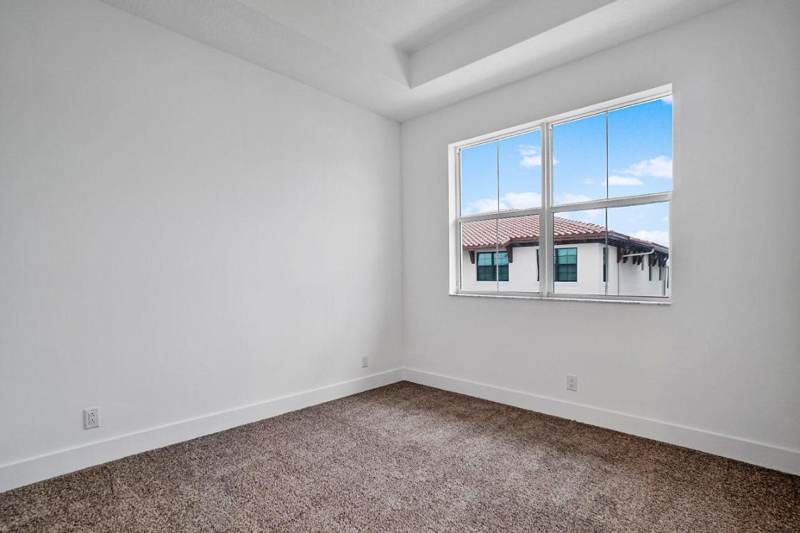 ALTON NEIGHBORHOOD 1 - Residential Lease