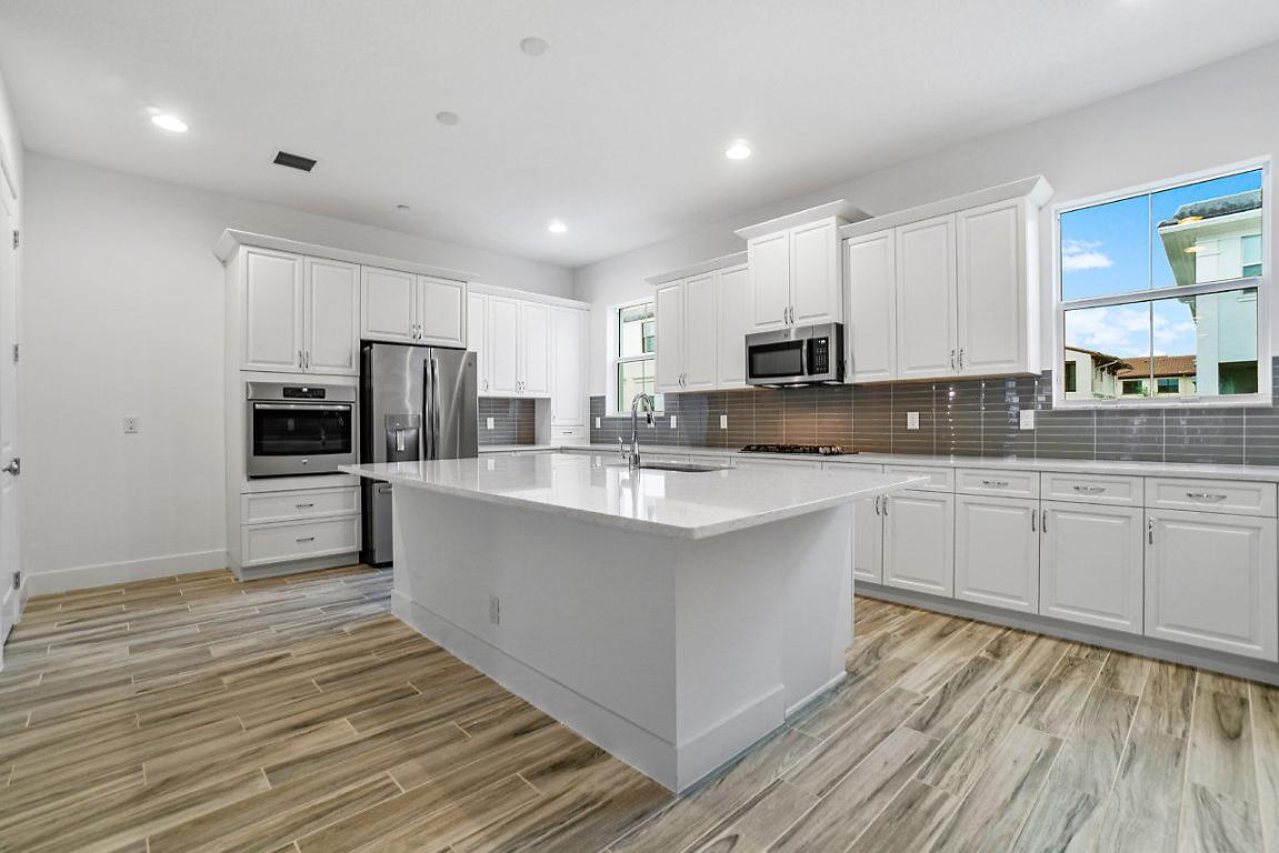 ALTON NEIGHBORHOOD 1 - Residential Lease