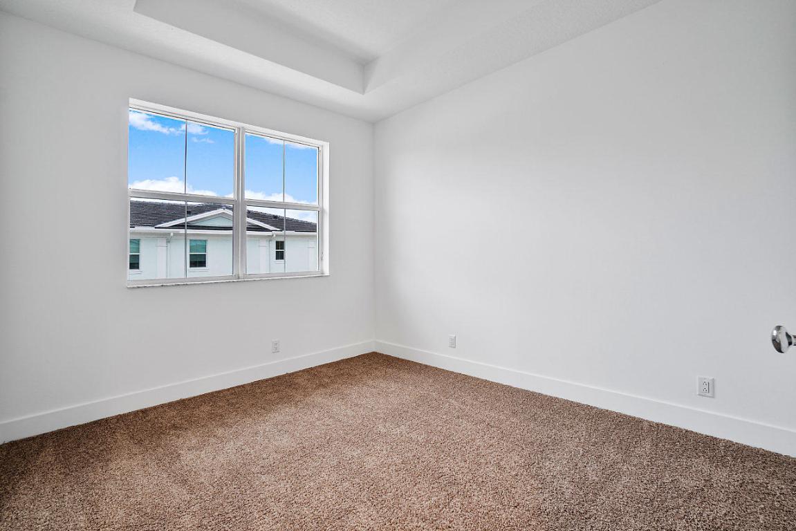 ALTON NEIGHBORHOOD 1 - Residential Lease