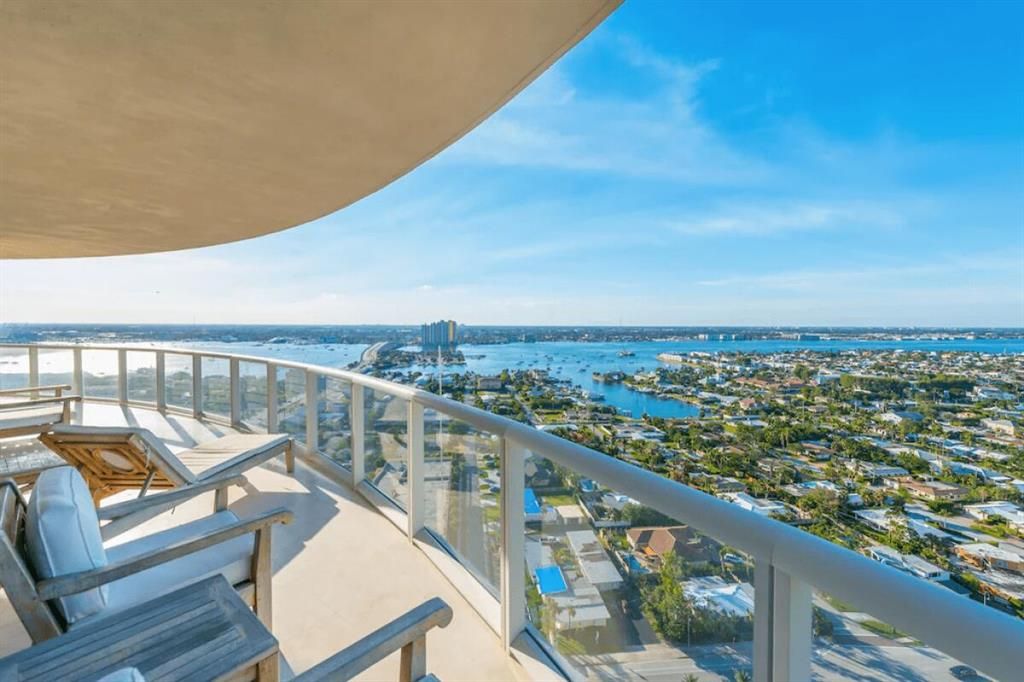 Photo of 2700 N Ocean Drive #1006b, West Palm Beach, FL 33404 (MLS # R10873428)