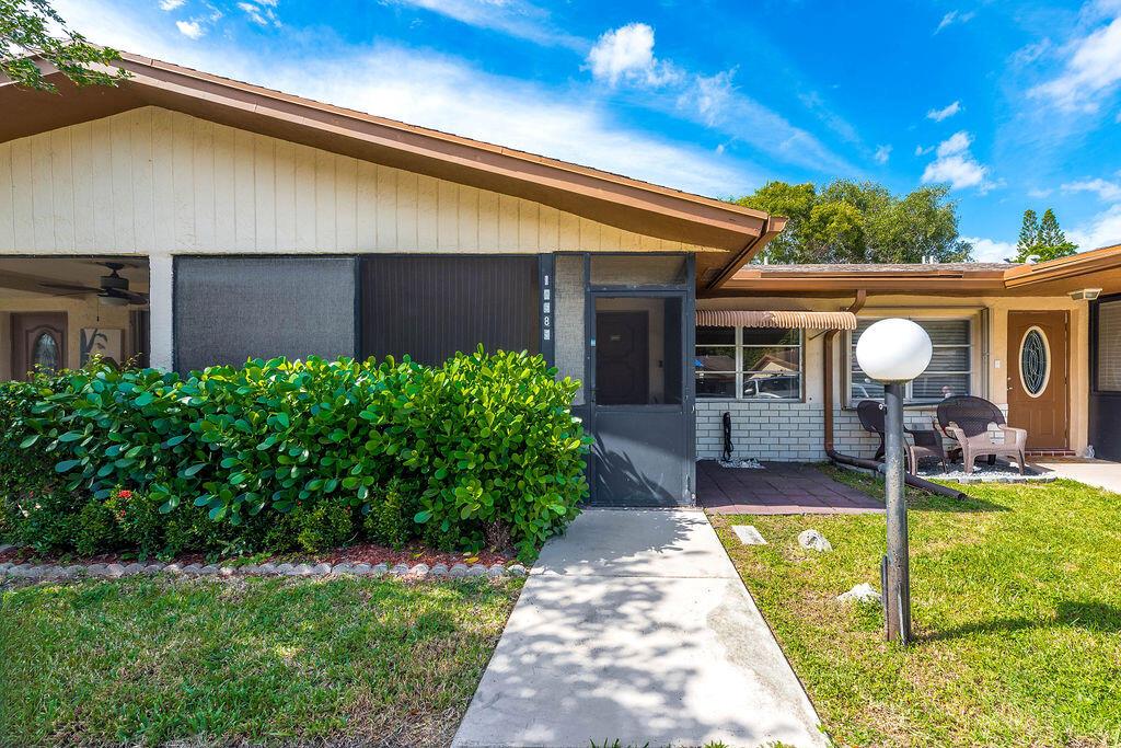 DELRAY VILLAS 3 - Residential