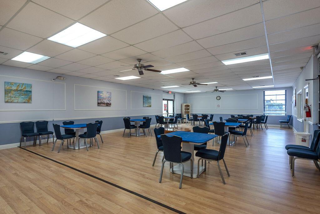 DELRAY VILLAS 3 - Residential