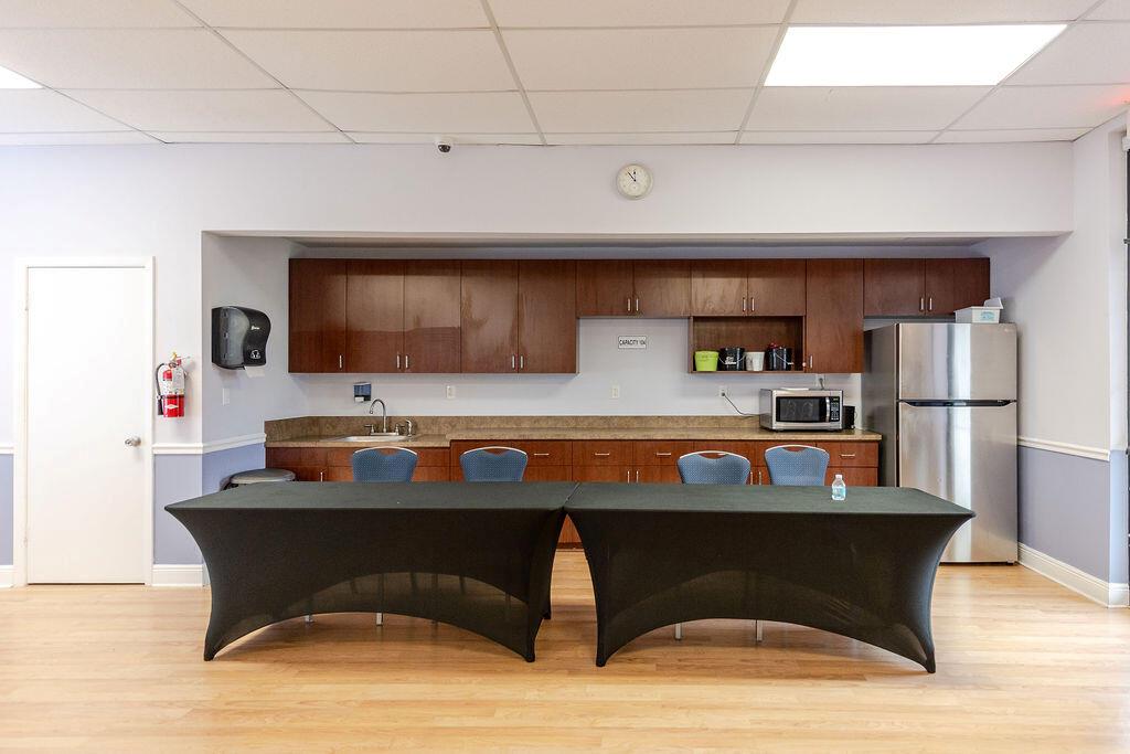 DELRAY VILLAS 3 - Residential