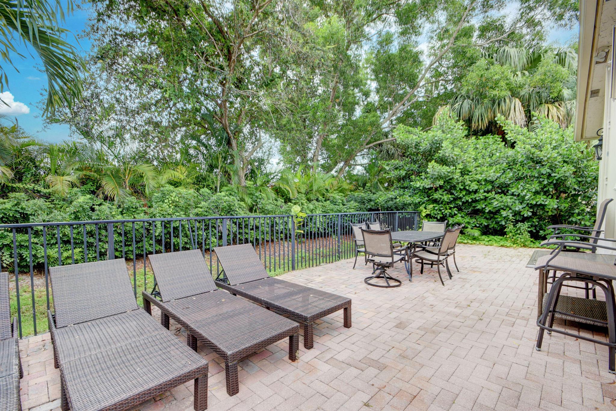 GOLF CLUB EST - Residential