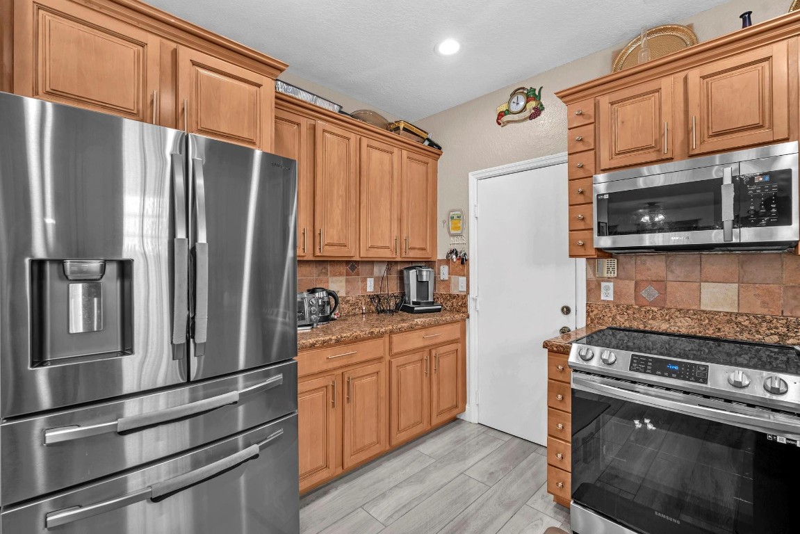 Country Club Village 110- - Residential