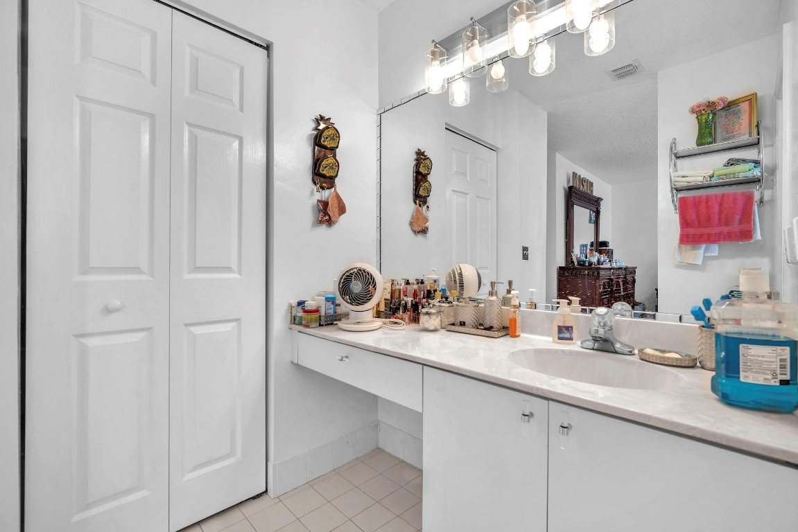 Country Club Village 110- - Residential