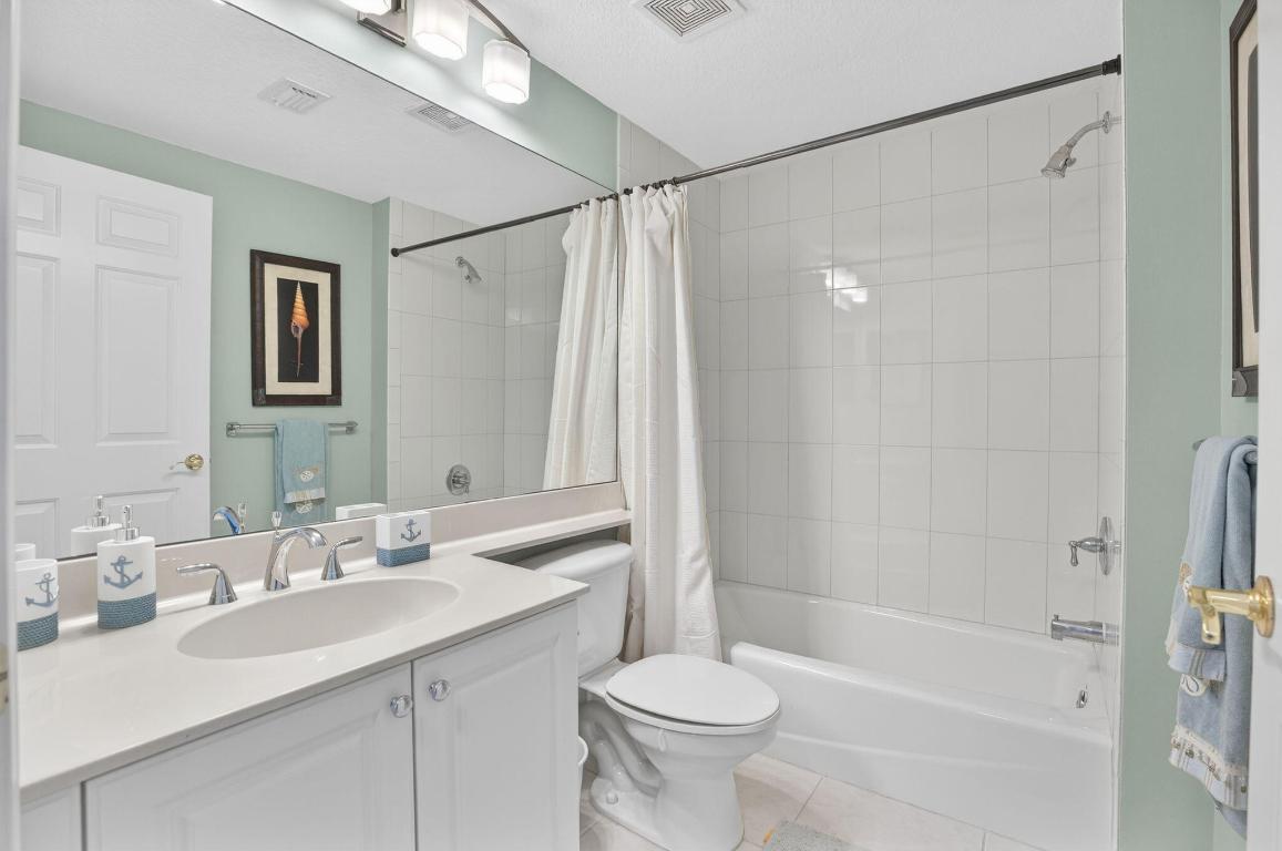 JUPITER OCEAN GRANDE 4 CONDO - Residential